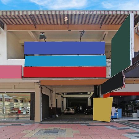 Oyo 91354 Hotel Mutiara Magelang Eksteriør bilde
