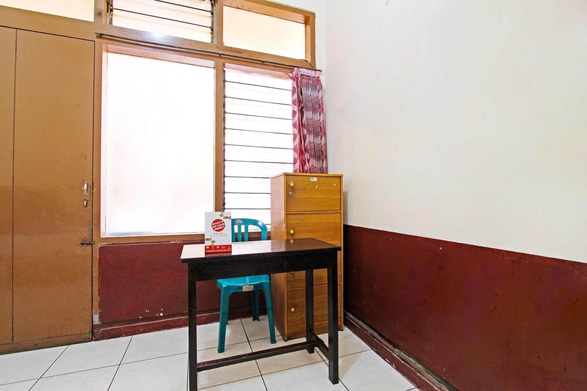 Oyo 91354 Hotel Mutiara Magelang Eksteriør bilde