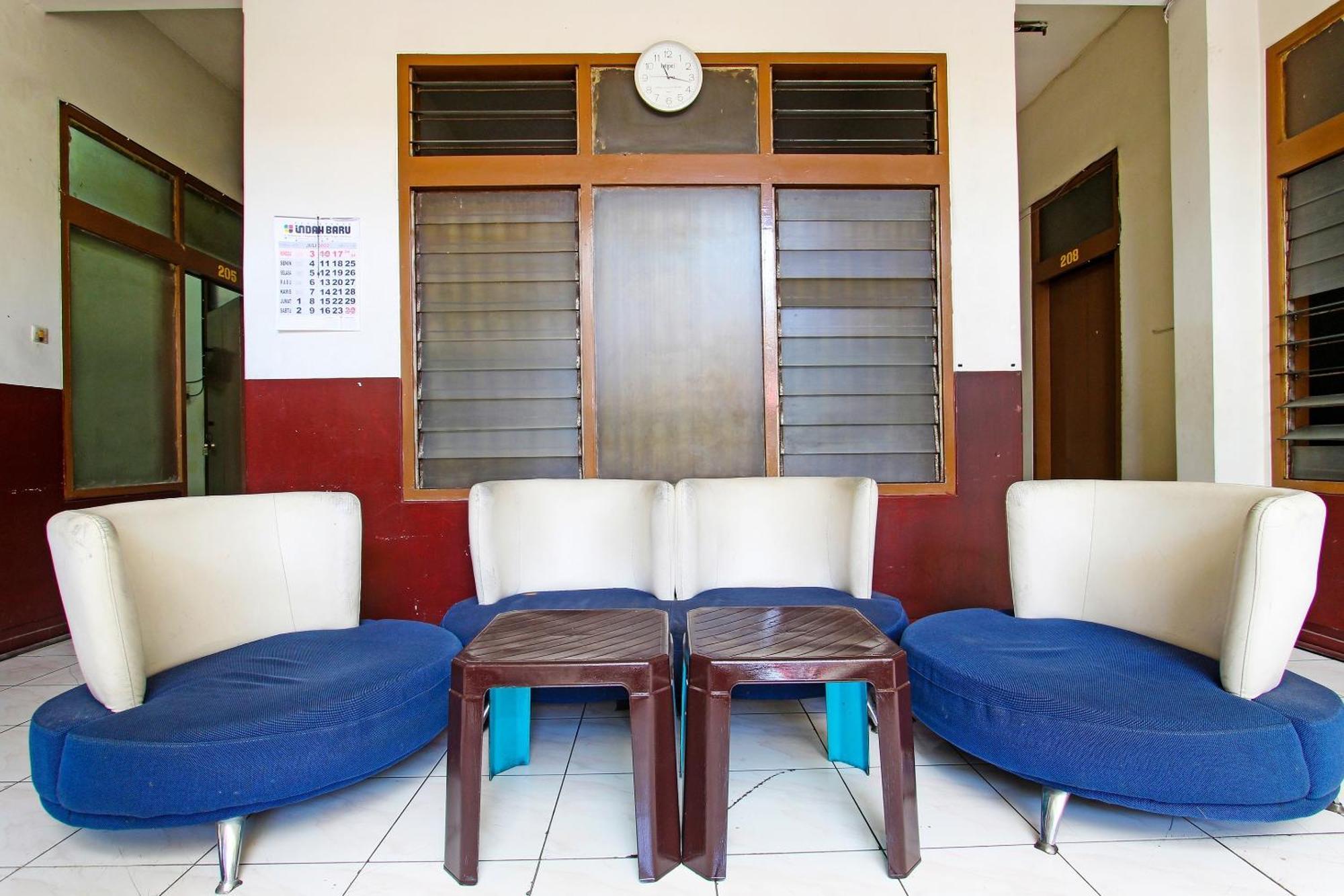 Oyo 91354 Hotel Mutiara Magelang Eksteriør bilde